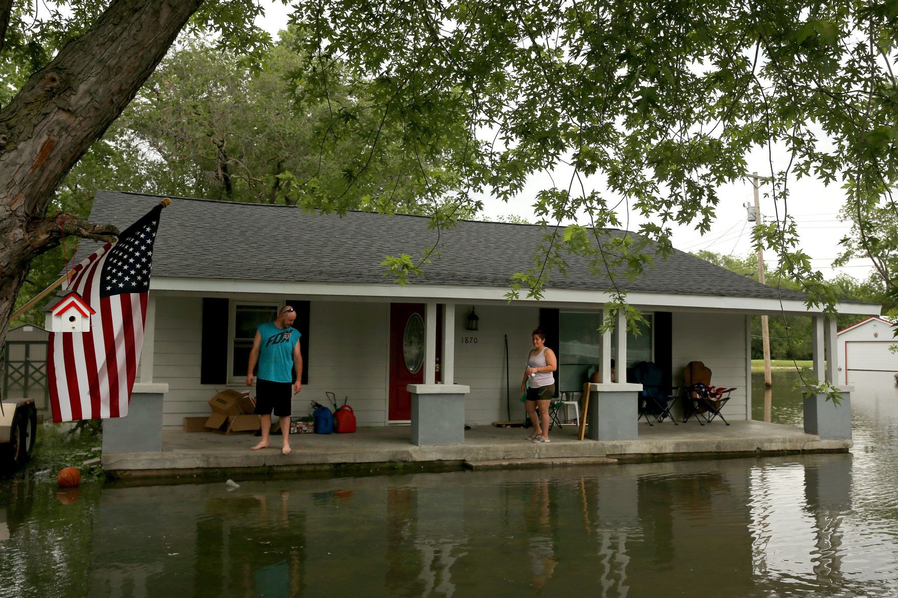 Portage des Sioux braces for crest